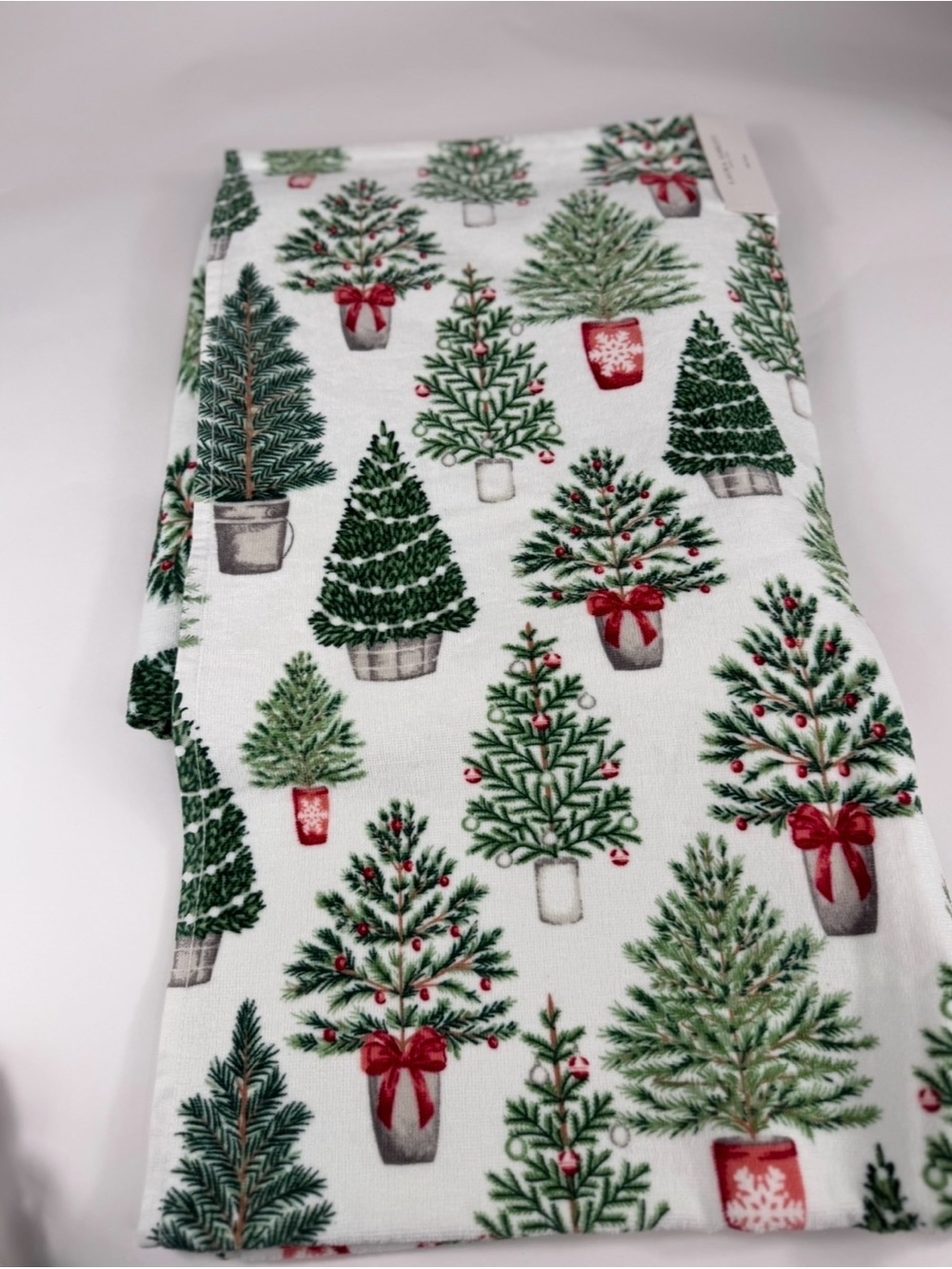 5 PC Laura Ashley Christmas Tree and Red Bow Towel Set - Picture 5 of 16